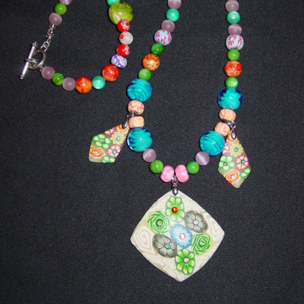 Hippy Chic Diamond Floral Handmade Necklace